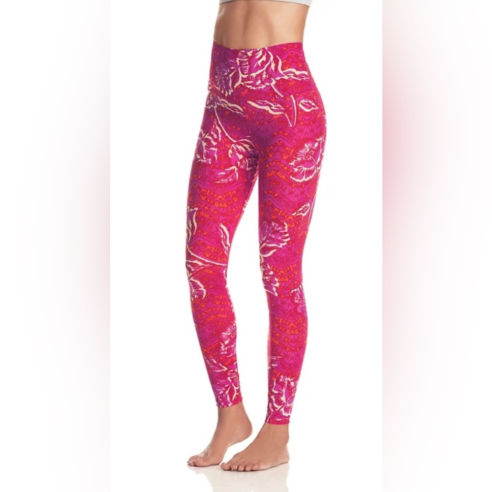 NEW with tags Maaji reversible high rise pink floral compression leggings XS